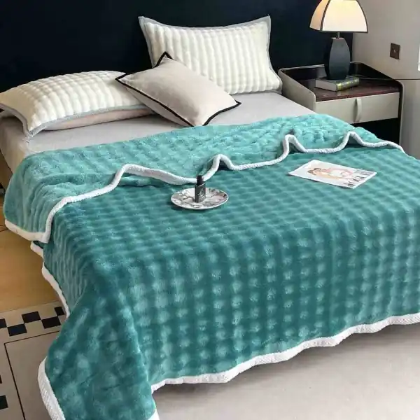 Ofertă JoJo Home, Patura cocolino cu bordura, pat 2 persoane, 200x230 cm, turquoise, PJ-79