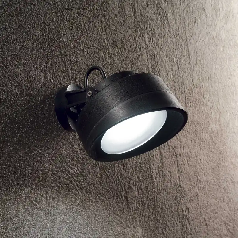 Expediere rapidă APLICA TOMMY AP/EXTERIOR NEGRU
